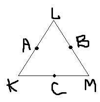 Начертите треугольник, серединами сторон которого является точки A, B и