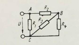Можно ли считать что сопротивление R2 и R4 включены последовательно. Обоснуйте ответ