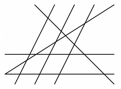 На рисунке изображено 7 прямых, среди которых три параллельных и ещё две параллельных. Никакие три п