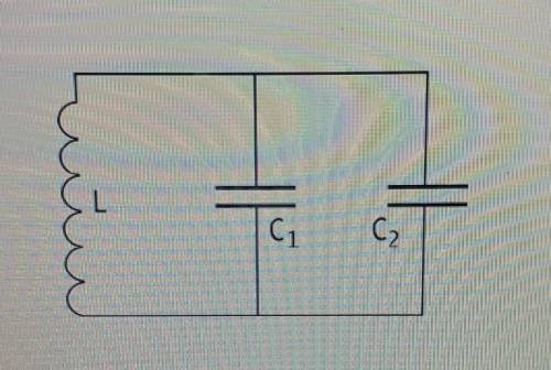 Два конденсатора с емкостями C1=16 мкФ и С2=36 мкФ и катушка с индуктивностью L=0,1 Гн соединены так